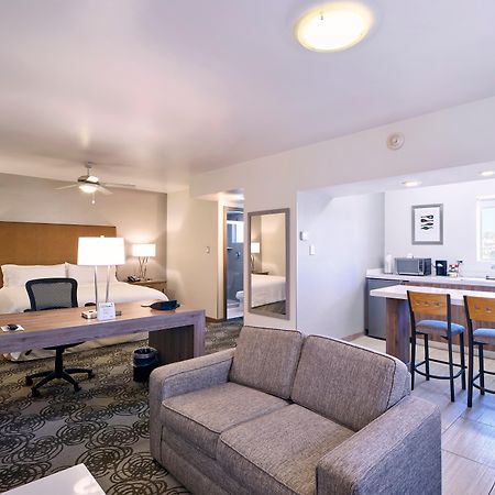 Holiday Inn Hotel & Suites Chihuahua By Ihg מראה חיצוני תמונה