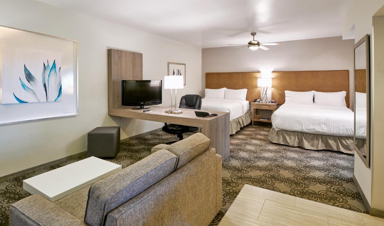 Holiday Inn Hotel & Suites Chihuahua By Ihg מראה חיצוני תמונה