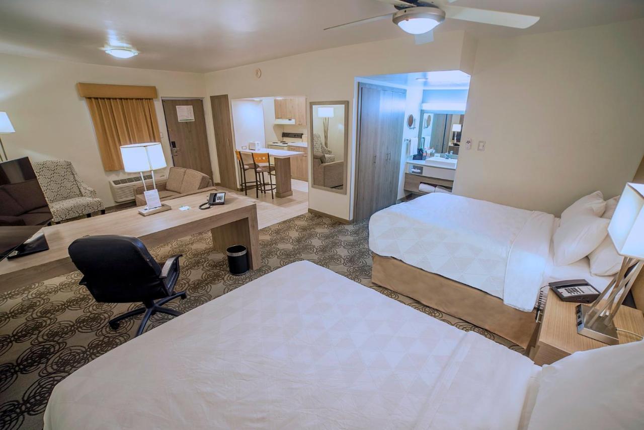 Holiday Inn Hotel & Suites Chihuahua By Ihg מראה חיצוני תמונה