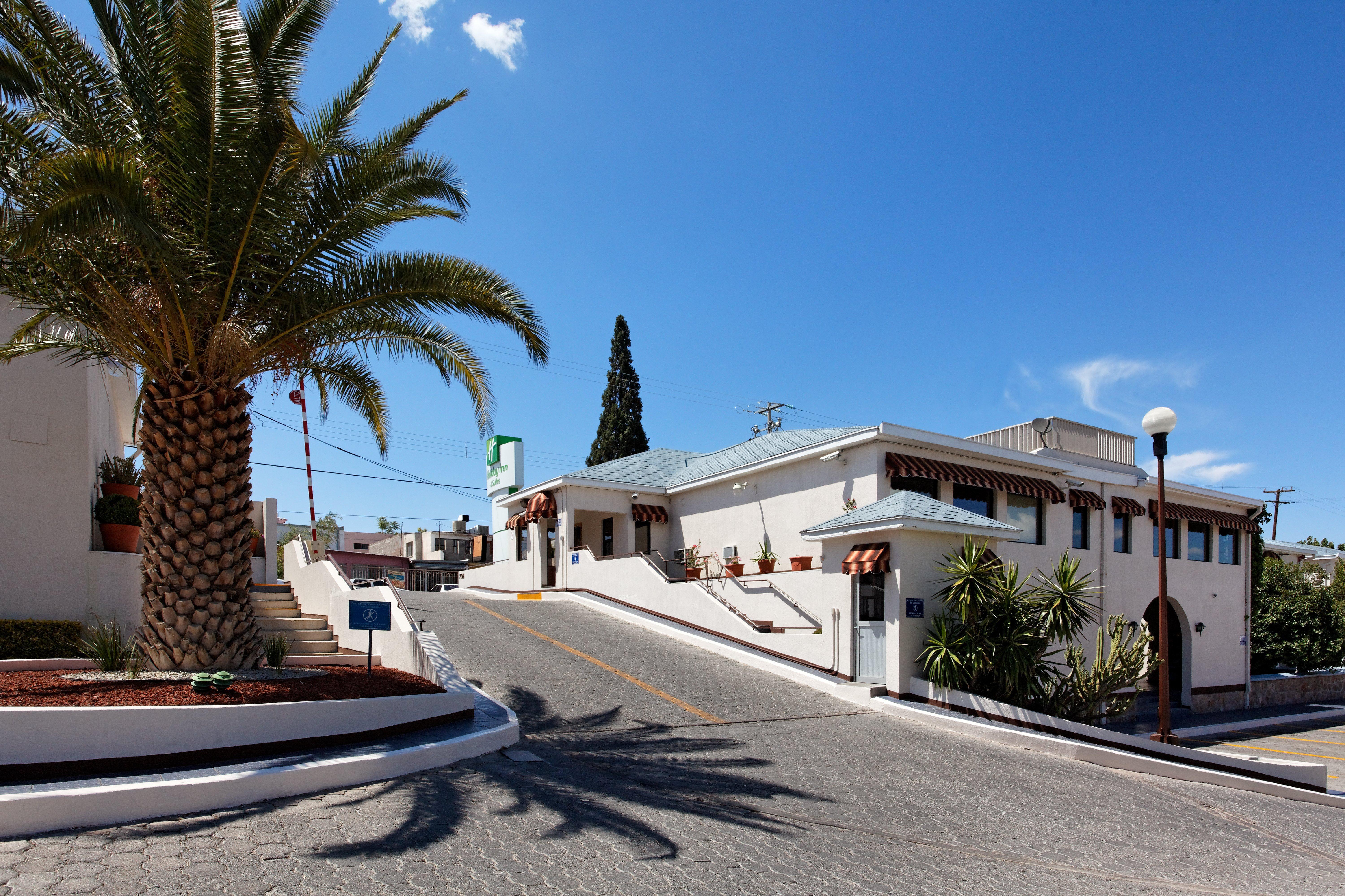 Holiday Inn Hotel & Suites Chihuahua By Ihg מראה חיצוני תמונה